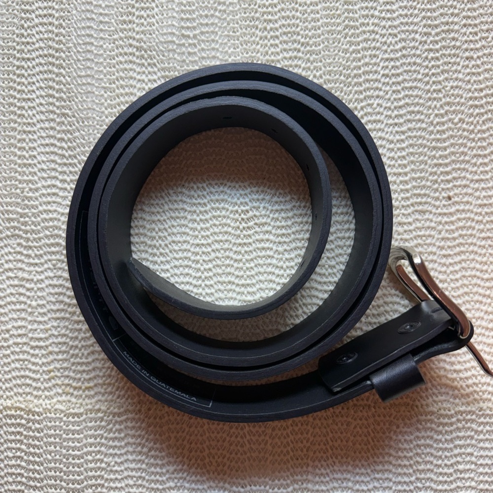 Carhartt Black Leather Men's Belt WB5509-M Size 46 - Picture 4 of 11